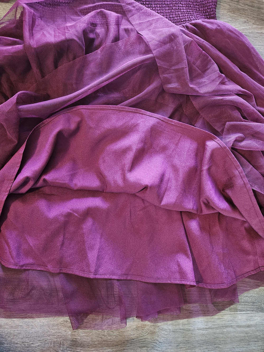Boden Tulle Burgundy Smocked Mini Babydoll Party Dress - Picture 9 of 9